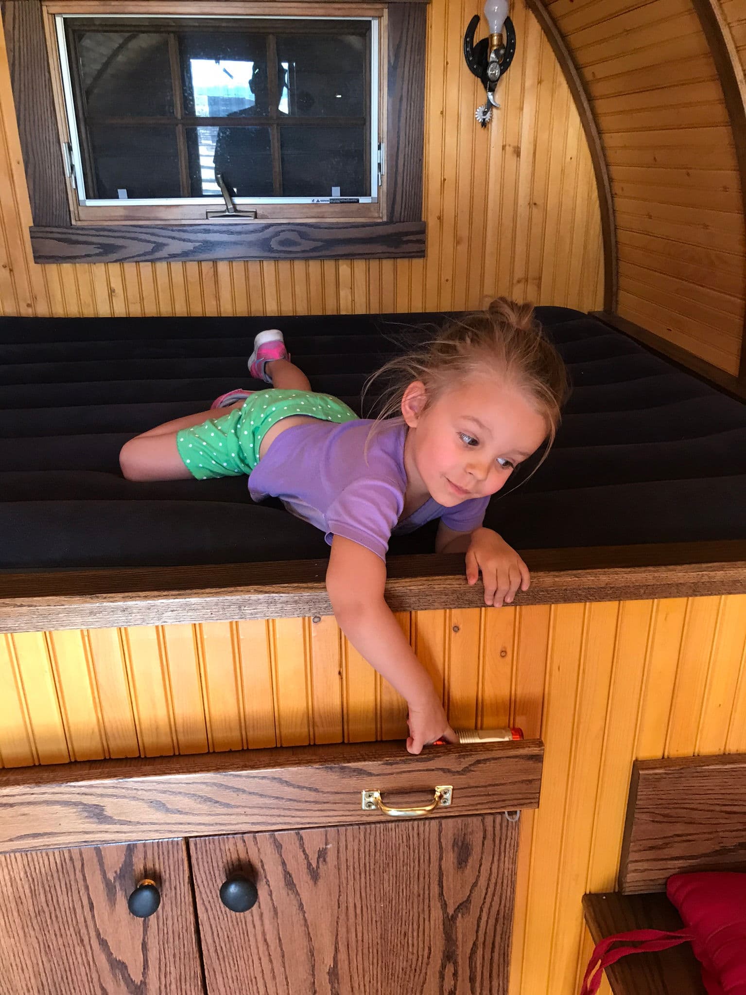 Sheepherder Wagon bed and interior details